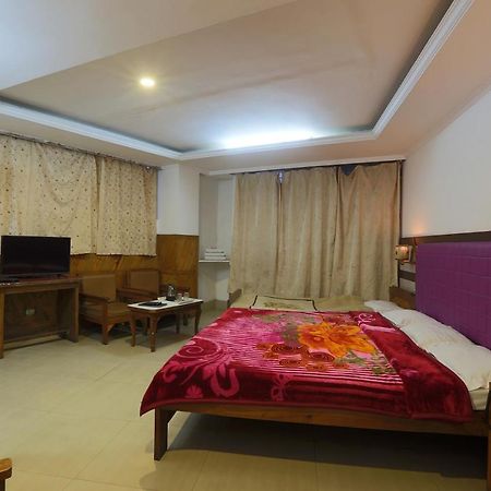 Hotel Assembly-Shillong Шиллонг Екстер'єр фото