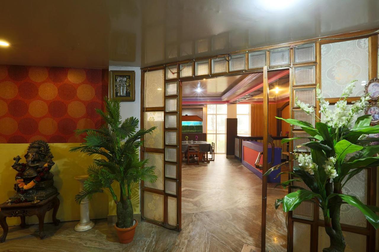 Hotel Assembly-Shillong Шиллонг Екстер'єр фото