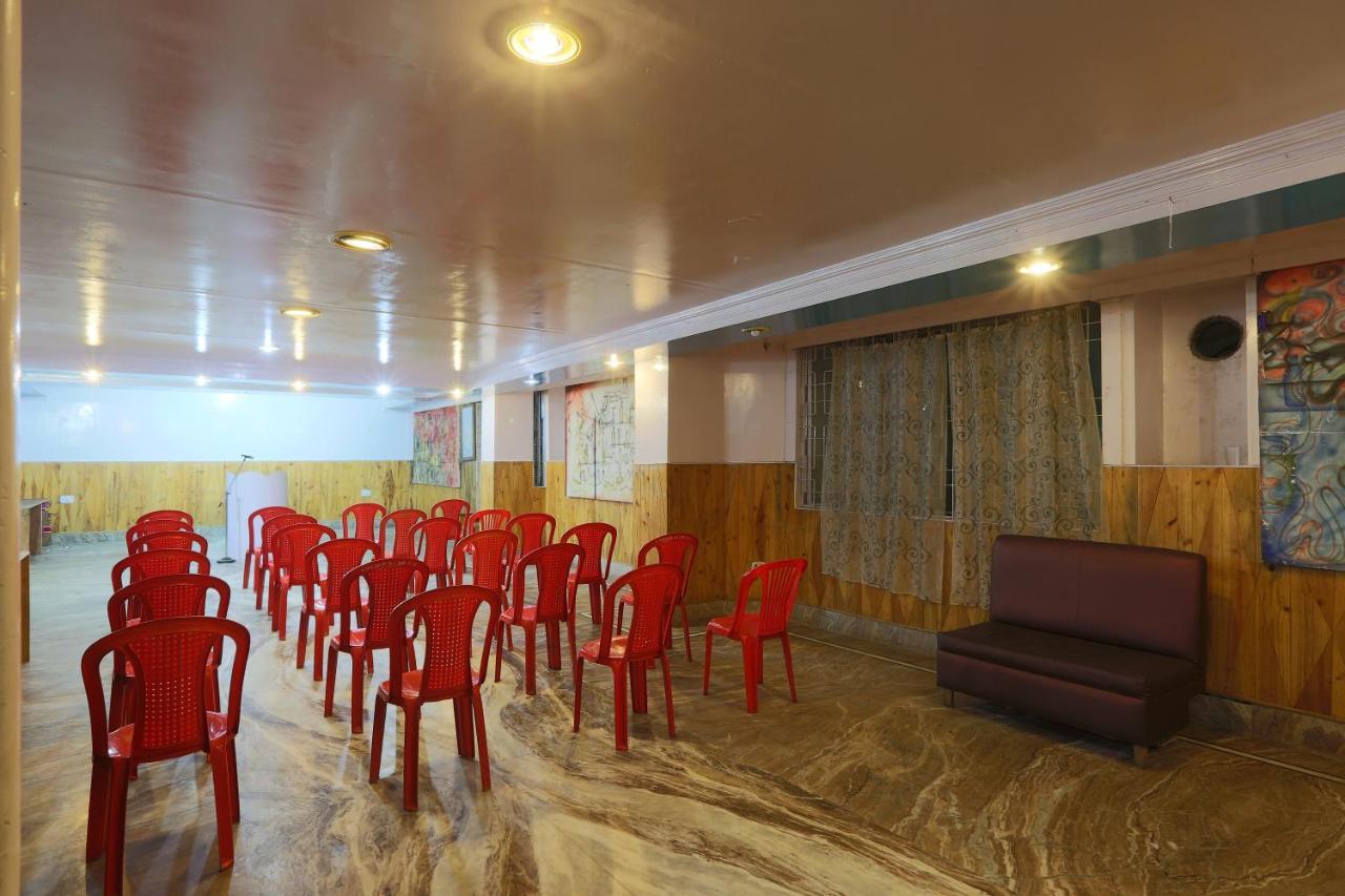 Hotel Assembly-Shillong Шиллонг Екстер'єр фото