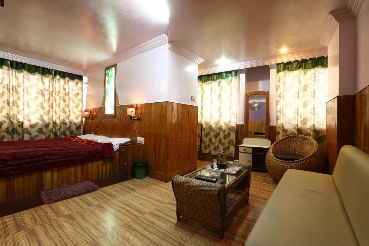 Hotel Assembly-Shillong Шиллонг Екстер'єр фото